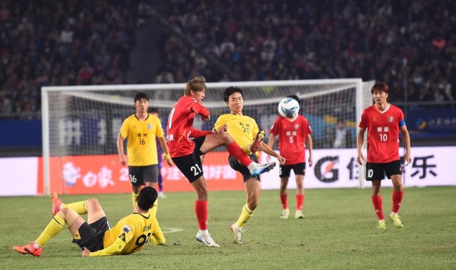 点球大战击败南通 江苏省城市足球联赛泰州夺冠